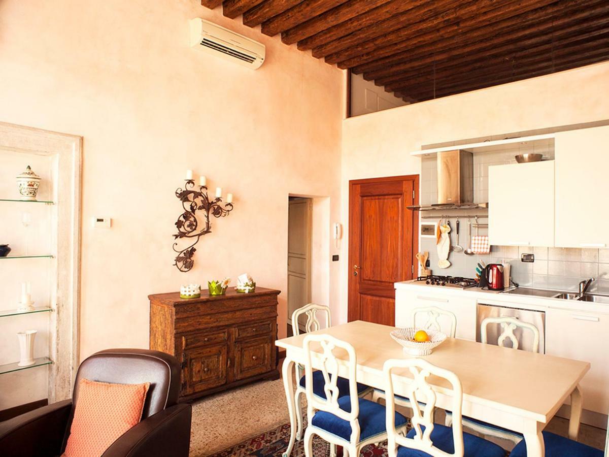 Wp Relais Biennale Apartment Venesia Bagian luar foto